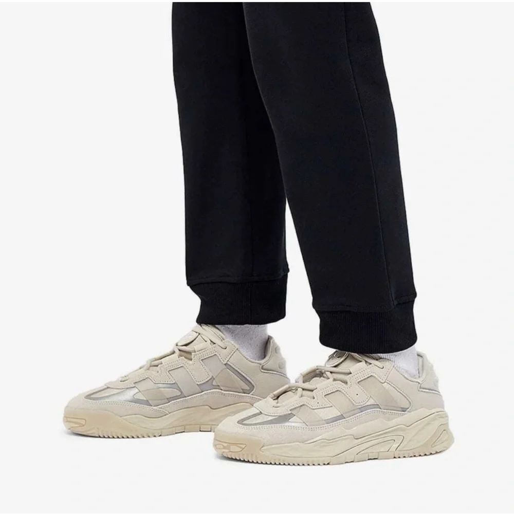 Adidas Cream Sneakers Retro-Inspired Chunky Sole - Picture 3 of 7